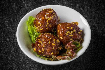中華肉団子　Chinese meat dumplings