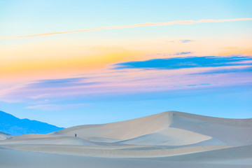Fototapeta na wymiar Alone in the dunes