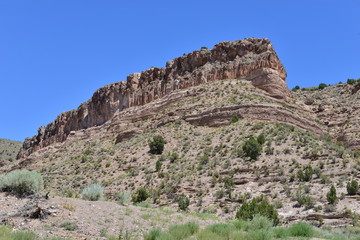 Fototapeta premium A rocky desert landscape on a hot summers day in Nevada. 