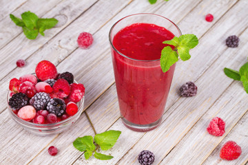 Berry smoothie, garnished with mint