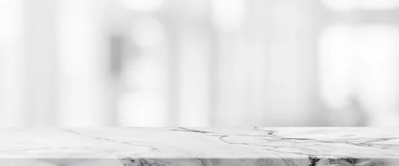 Stickers meubles Marbre Dessus de table en marbre en pierre blanche et arrière-plan abstrait flou de l& 39 arrière-plan de la bannière du bâtiment intérieur - peuvent être utilisés pour l& 39 affichage ou le montage de vos produits.