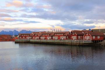 Fototapeta na wymiar Maison des iles Lofoten - Norvège