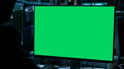 Display With Green Screen in Hackers Den.