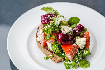 Bruschetta with vegetables