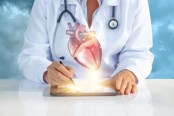 The doctor Brought the image of the heart .