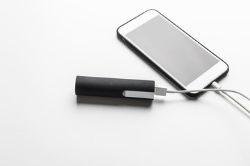 phone mobile connect to battery power bank
