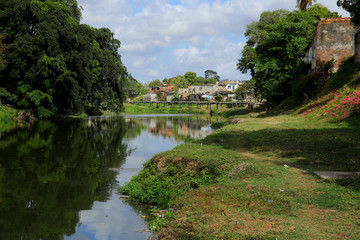 Fototapeta na wymiar River Yayabo in Sancti Spíritus town, Cuba