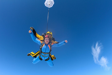 Obraz na płótnie Canvas Tandem parachuting