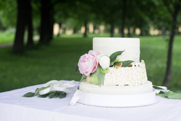 Cake with flowers