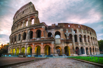 Fototapeta na wymiar The Colosseum in Rome in the morning