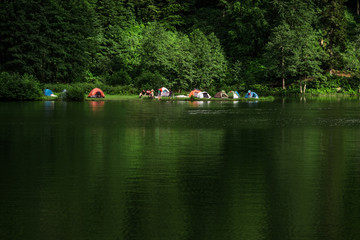 Fototapeta na wymiar Lake Camp 