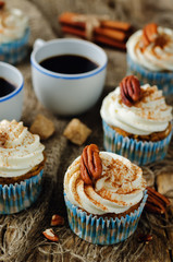 Carrot cinnamon cupcakes with pecan