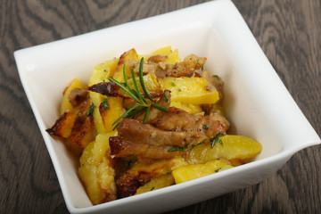Fried potato with pork
