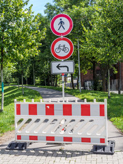 Für Fußgänger und Radfahrer gesperrt!