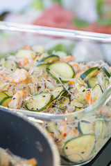 Glasnudeln mit Zuccini