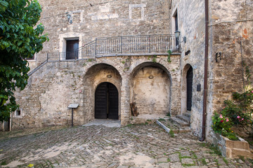 Fototapeta na wymiar Typical courtyard in Groznjan