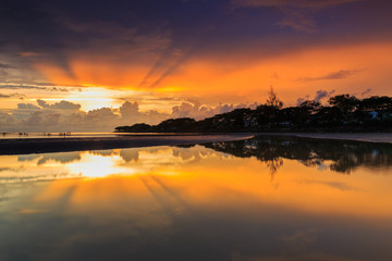 Fototapeta na wymiar Beautiful Sunset scene for background use