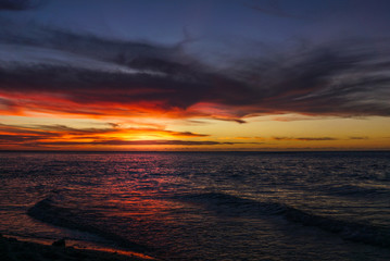 Fototapeta na wymiar ninamu sunset 2