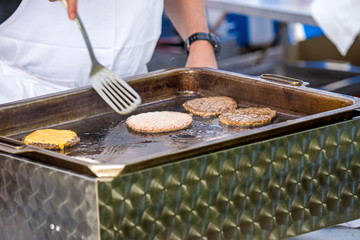 Hamburger  auf einem Grill