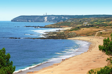 Côte dé plages et rochers en Bretagne