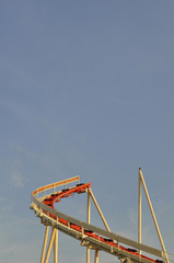 Oktoberfest im Aufbau, Achterbahn