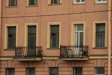 Fototapeta na wymiar Building with balconies