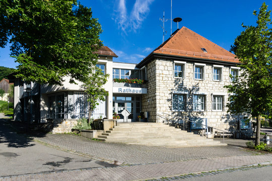 Rathaus von Seubersdorf in dern Oberpflaz