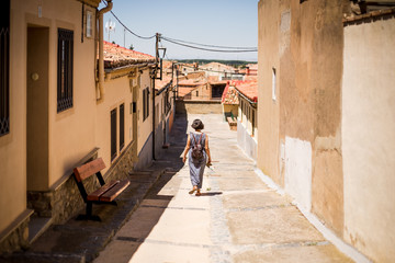 Mujer turista en Tarazona