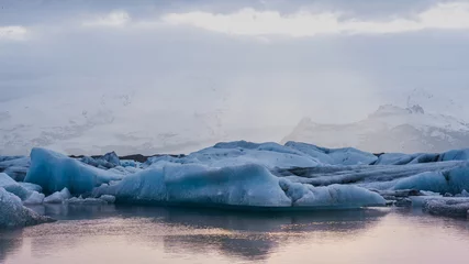 Foto op Plexiglas Gletsjers Prachtige gletsjerlagune van IJsland. Majestueuze natuurschoonheid