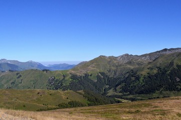 Obraz premium les montagnes pyrénées, 64