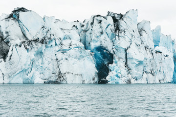 Fototapeta na wymiar View of icebergs in glacier lagoon, Iceland.