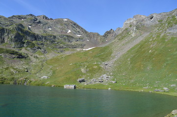 lac d'auglas, pyrénées, 64. 