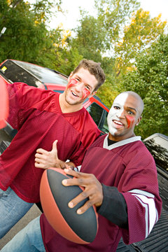 Tailgating: Guy Friends With Fan Makeup On