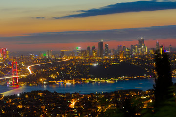 Obraz premium Panorama of Istanbul and Bosphorus bridge at night, Istanbul, Turkey