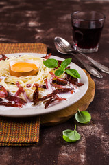 Traditional pasta carbonara