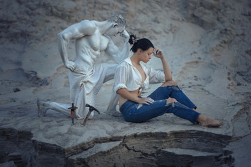 Sculptor's wife was thinking during the creation of her own sculpture.