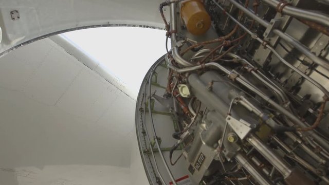 Interior airplane engine