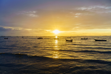 Fototapeta na wymiar Silhouette beautiful colorful sunset in Pattaya , Thailand