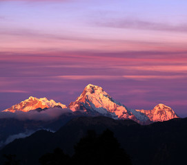 Fototapeta na wymiar Annapurna South mountain range - view from Poon Hill on Annapurna Circuit Trek, Nepal Himalaya