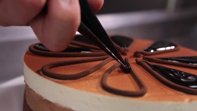 Decorating chocolate cake