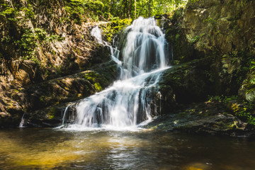 Fototapeta na wymiar Hidden Waterfall