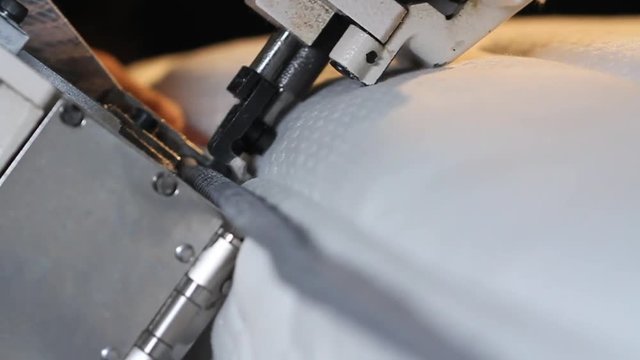 Machine sewing mattress