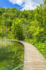 Fototapeta na wymiar Wooden path on Plitvice lakes