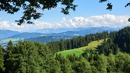 Blick auf den Bregenzerwald vom Pfänder