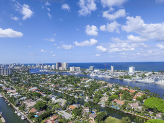 Fototapeta premium Aerial view of Fort Lauderdale, Florida
