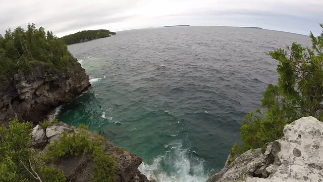 Bruce Peninsula National Park - The Grotto - Lake 