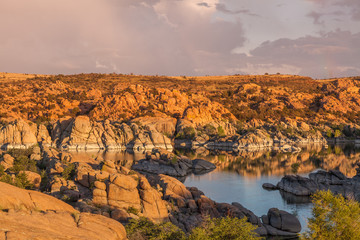 Fototapeta na wymiar Scenic Watson Lake Prescott Arizona