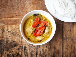 Green curry chicken with rice noodles Thai food