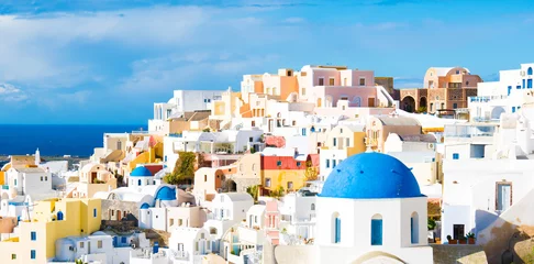 Schilderijen op glas White houses in the town of Oia on the island of Santorini © luchschenF