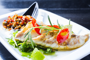 baked fish with rosemary and spices